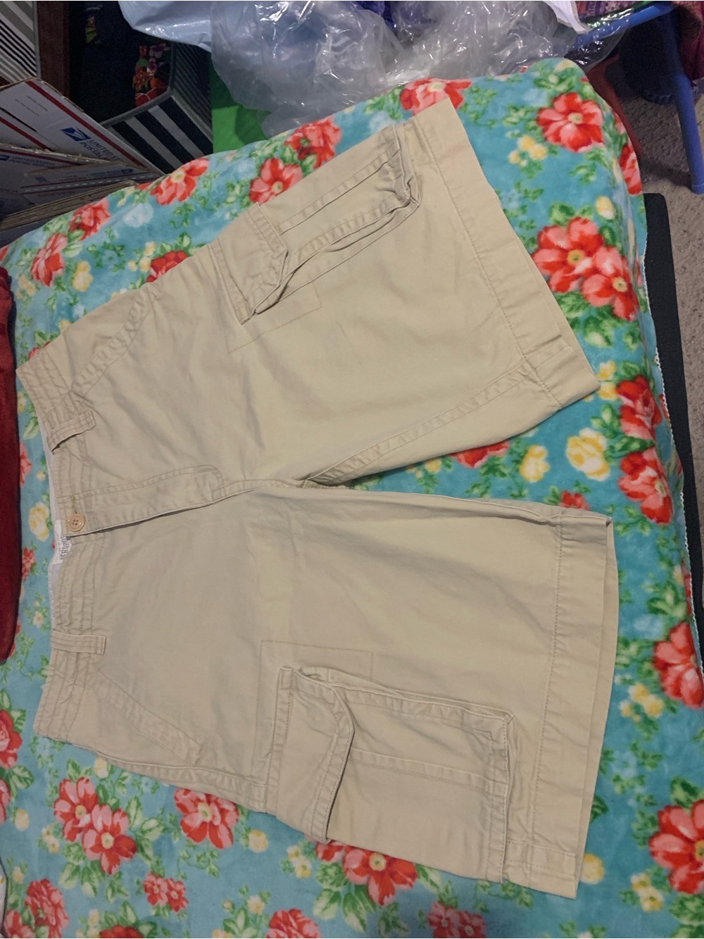 Aeropostale Authentic Men's Khaki Cargo Shorts